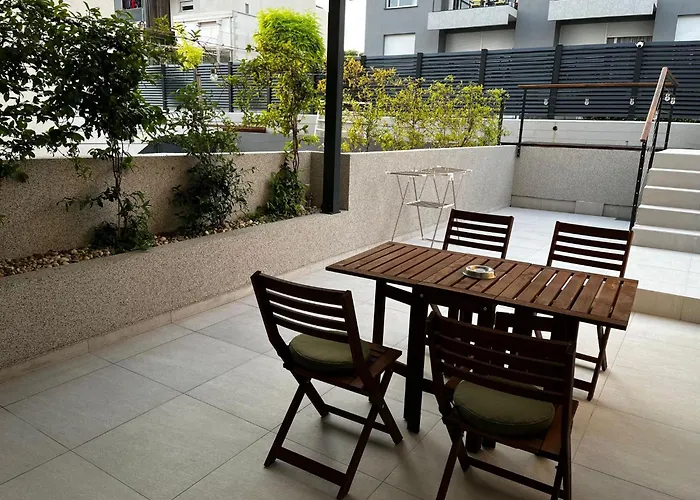 Cozy Seaside Apartment With Private Pool & Terrace