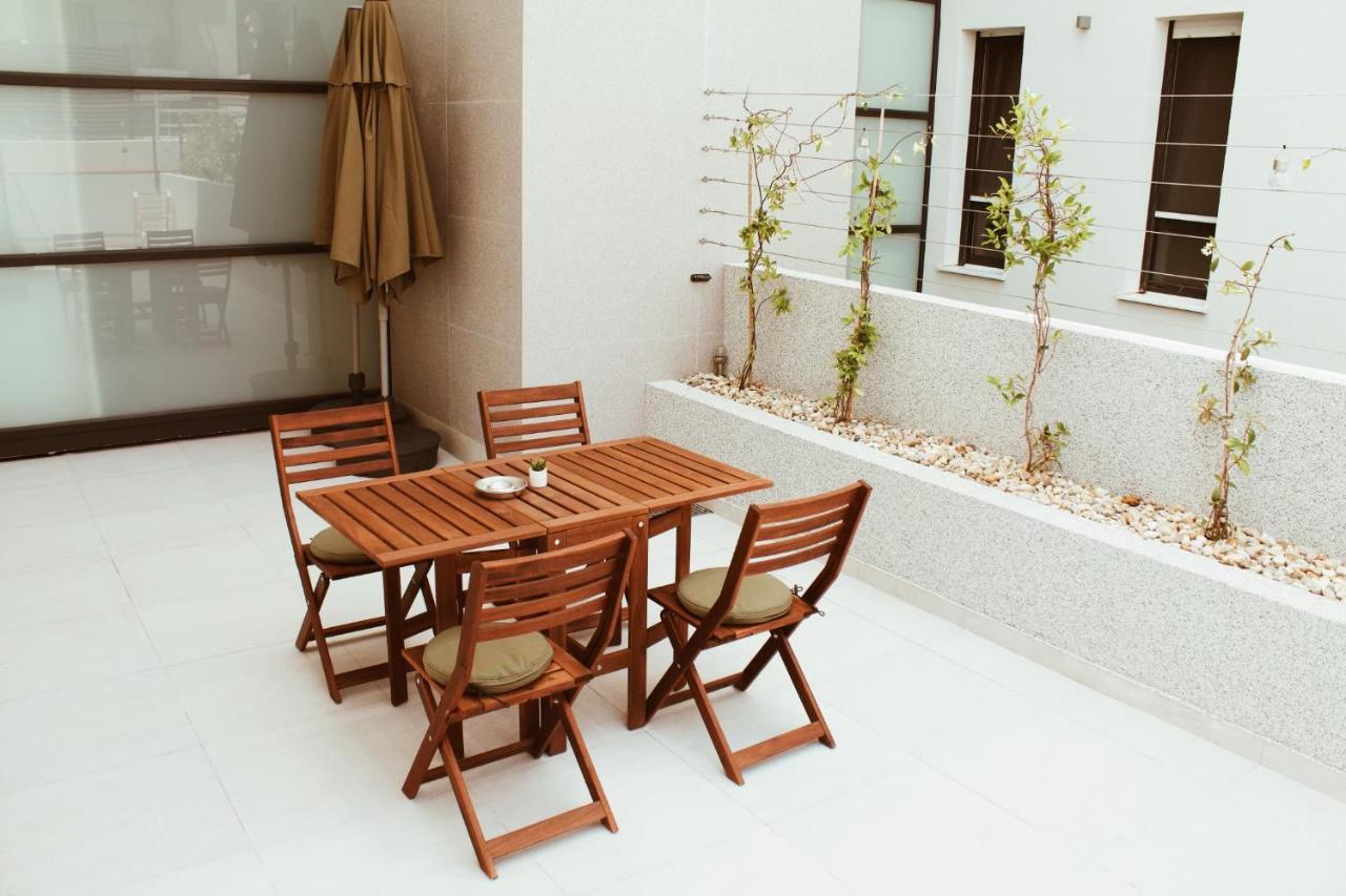 Cozy Seaside Apartment With Private Pool & Terrace Split