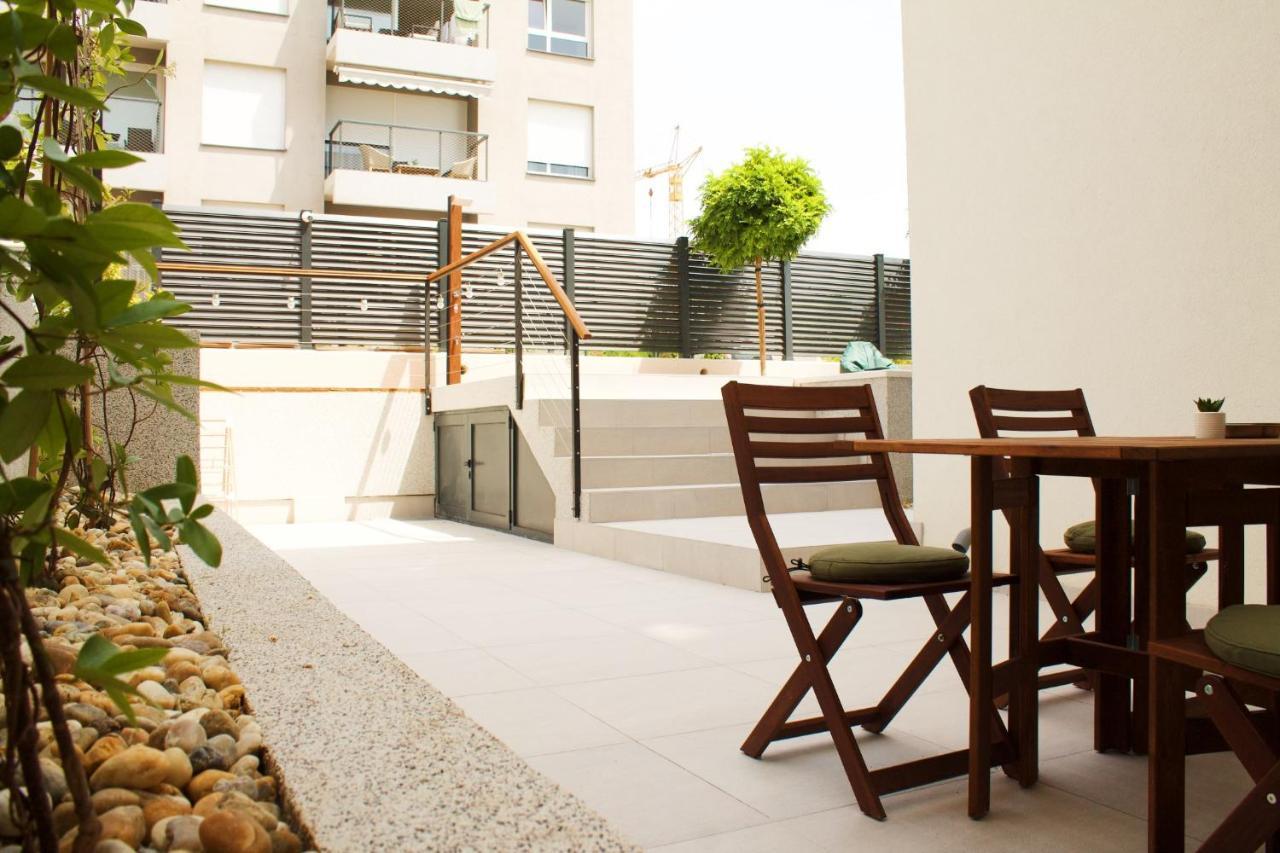 Cozy Seaside Apartment With Private Pool & Terrace * Split
